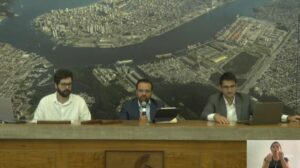 Da esquerda para a direita, os representantes da SPA Rui Garcia, Bruno Stupello e Bruno Tolino apresentaram o novo sistema “Estatísticas Online” (Reprodução/Youtube/Porto de Santos BR)