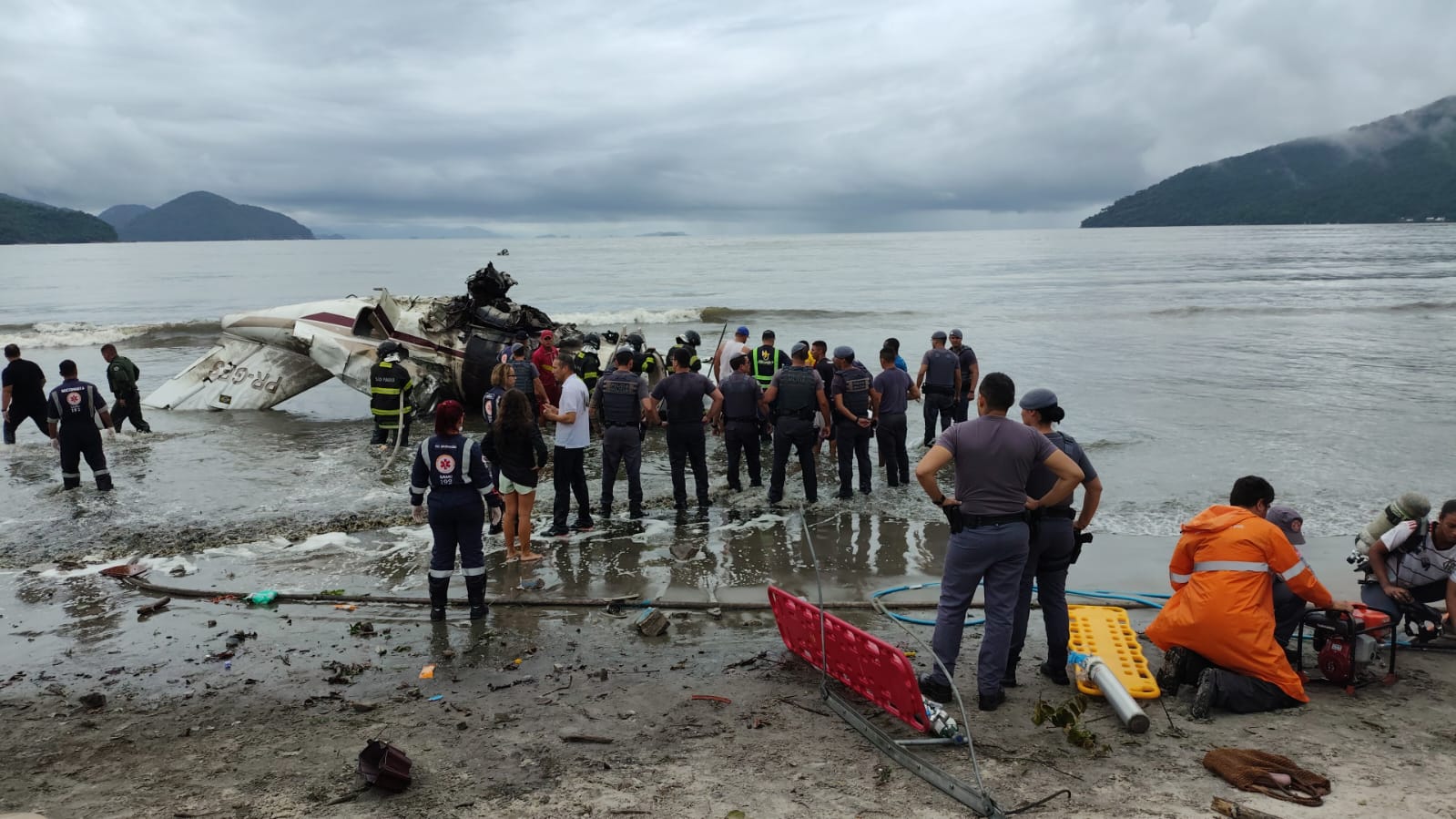 Imagem destacada de Passageira de avião que caiu em Ubatuba está em estado grave