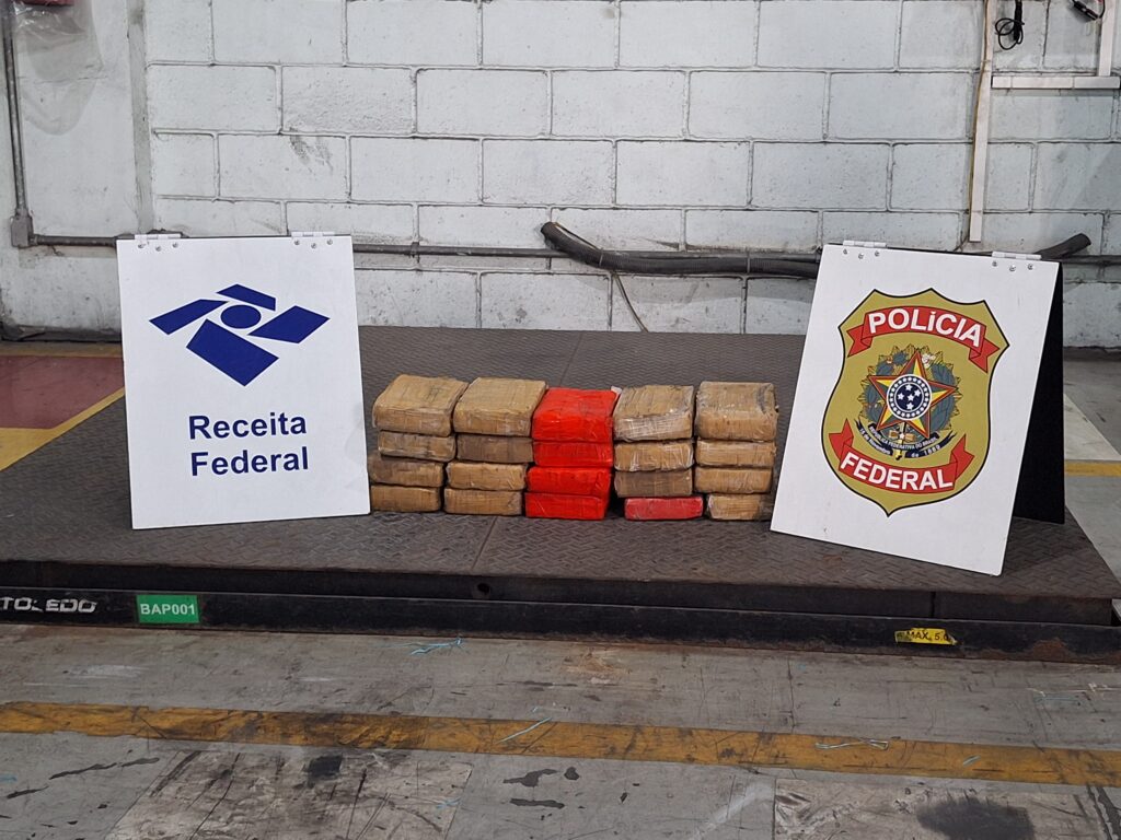 Polícia e Receita Federal apreendem 24 quilos de cocaína