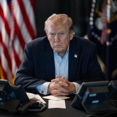 Imagem destacada de Trump ordena ataque a navios que instalam minas em Ormuz