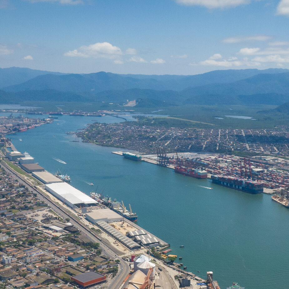 Imagem destacada de Nova lei abre crédito para pequenas empresas exportarem