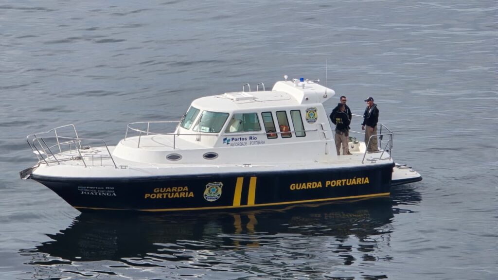 Entrega da lancha Joatinga à Guarda Portuária da PortosRio (2)