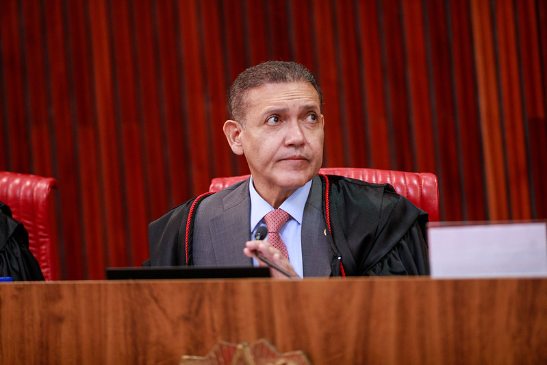 Imagem destacada de Ministro extrapolou o combate à desinformação, dizem analistas
