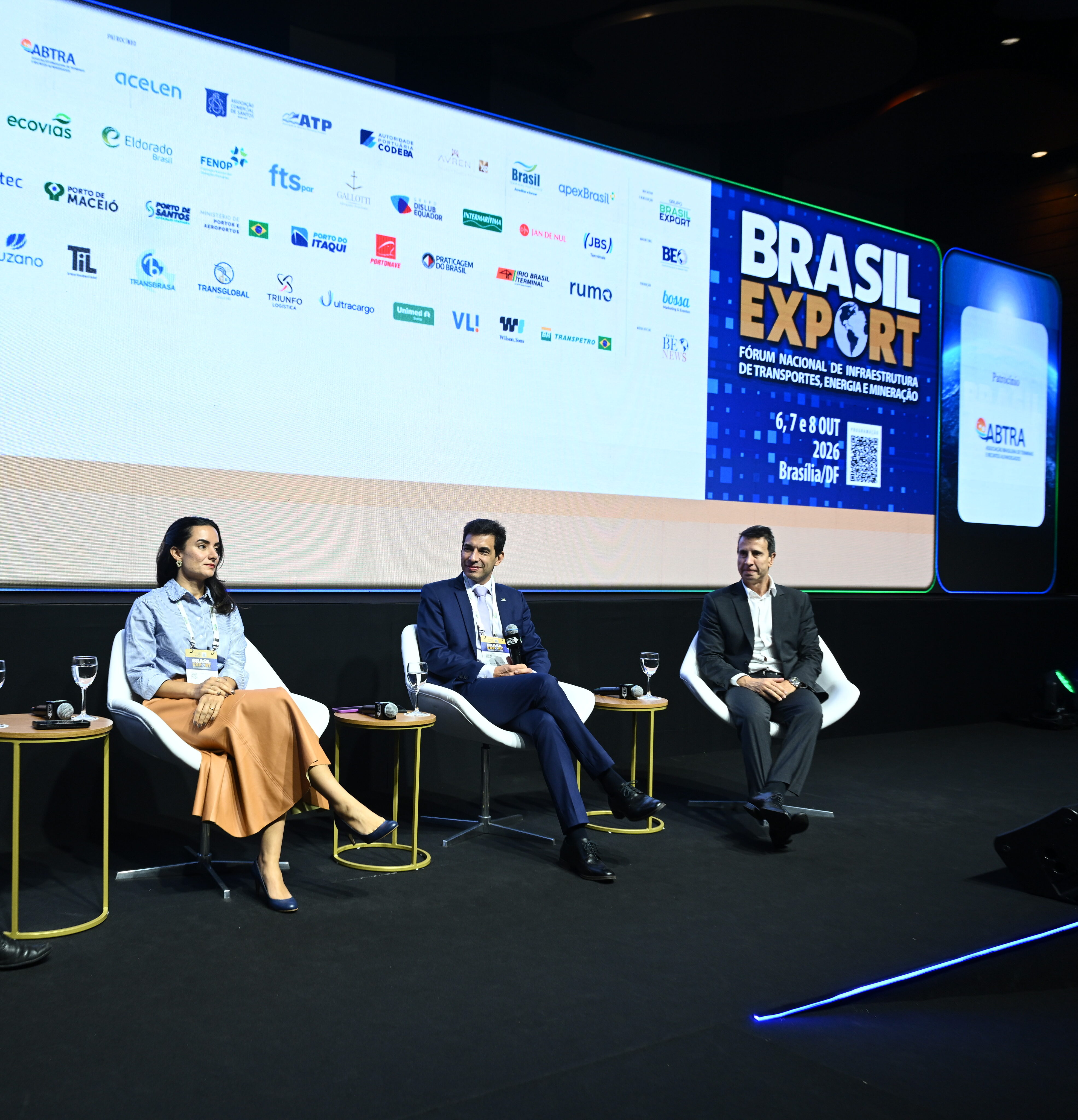 Imagem destacada de Parcerias viabilizam obras para ampliar capacidade dos portos