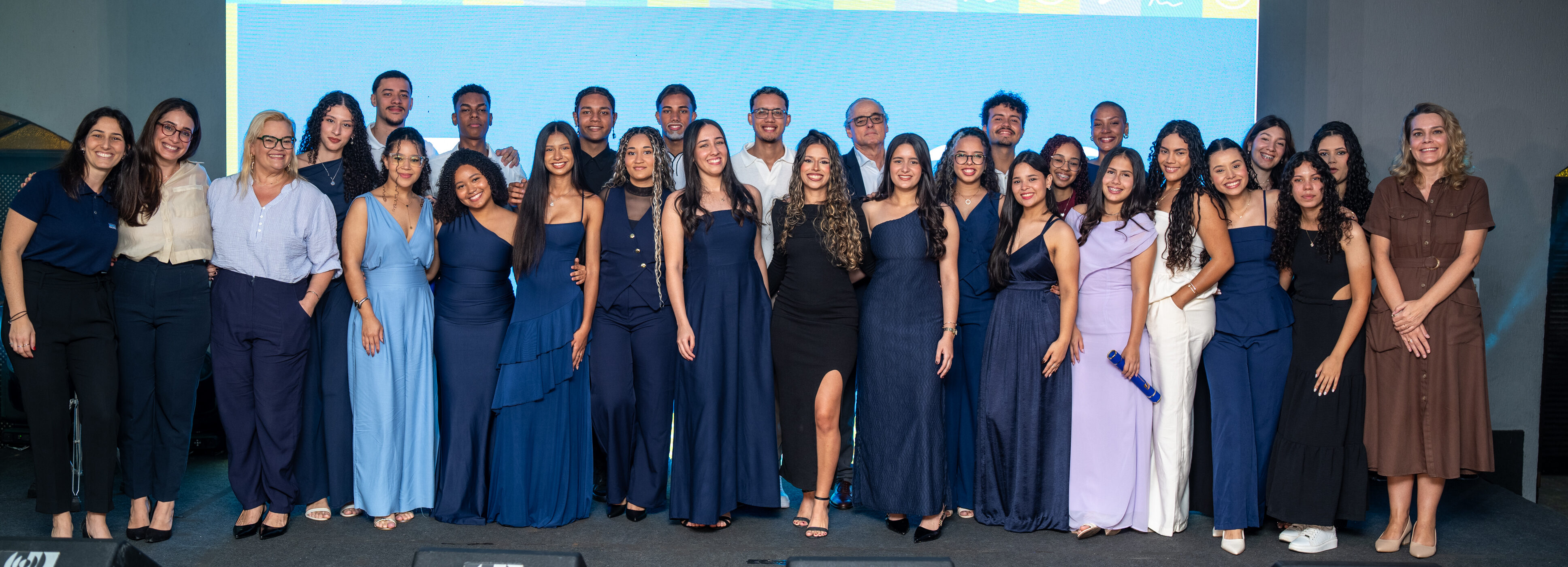 Santos Brasil forma 24 jovens e chega a 360 alunos pelo Formare