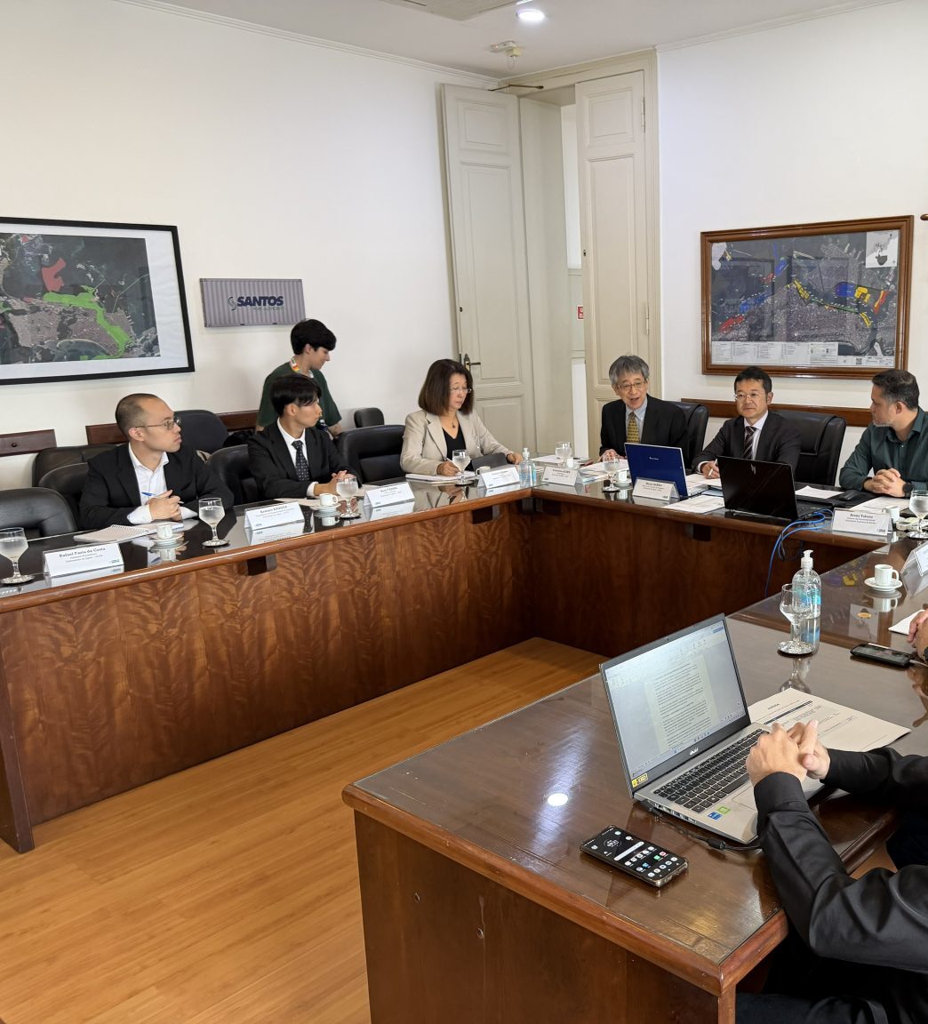 Imagem destacada de Porto de Santos apresenta plano de descarbonização a japoneses