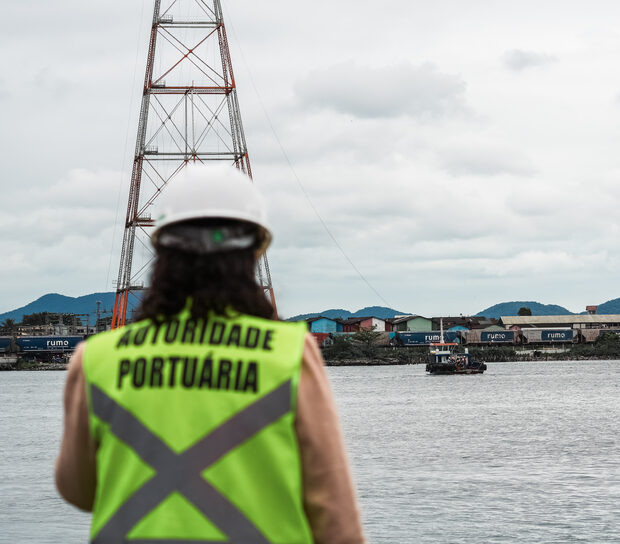 Imagem destacada de Canal do Porto é totalmente liberado após acidente com cabos de energia