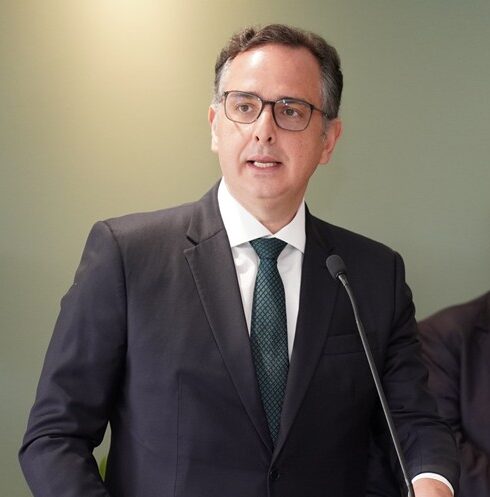 Imagem destacada de Rodrigo Pacheco toma posse como ministro do TCU