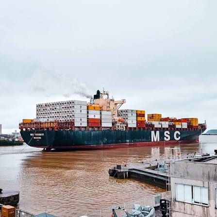 Imagem destacada de Maersk inclui Suape em rota marítima e amplia conexões com Manaus