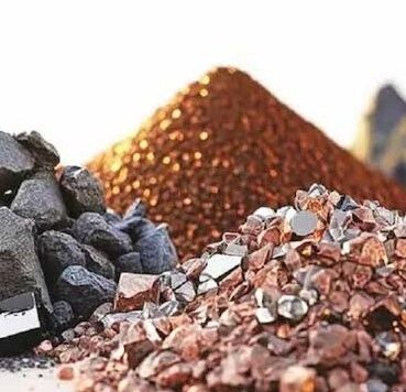 Imagem destacada de Transição energética ampliará demanda por minerais críticos até 2050