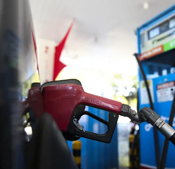 Imagem destacada de Governo zera tributos da gasolina e amplia subsídios aos combustíveis
