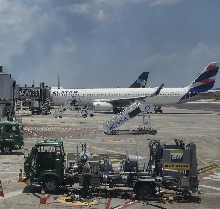 Imagem destacada de Petrobras eleva preço do querosene de aviação em 11,76%
